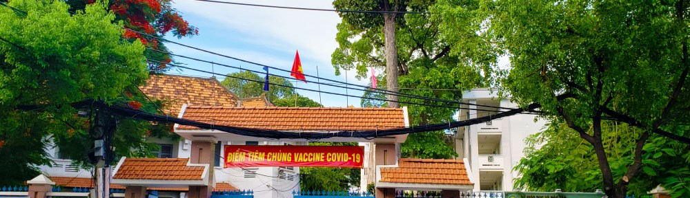 Mái trường Hoàng Hoa Thám Bình Thạnh,Gia Định.